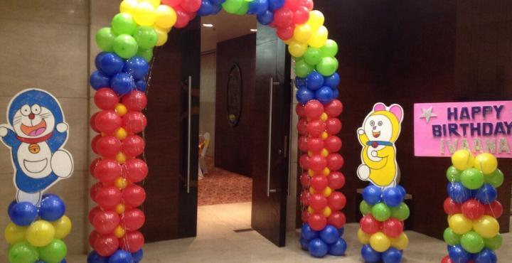 Xenious World Square Hotel Ghaziabad Bagian luar foto